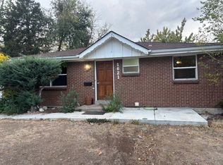 1621 S Allison St, Lakewood, CO 80232