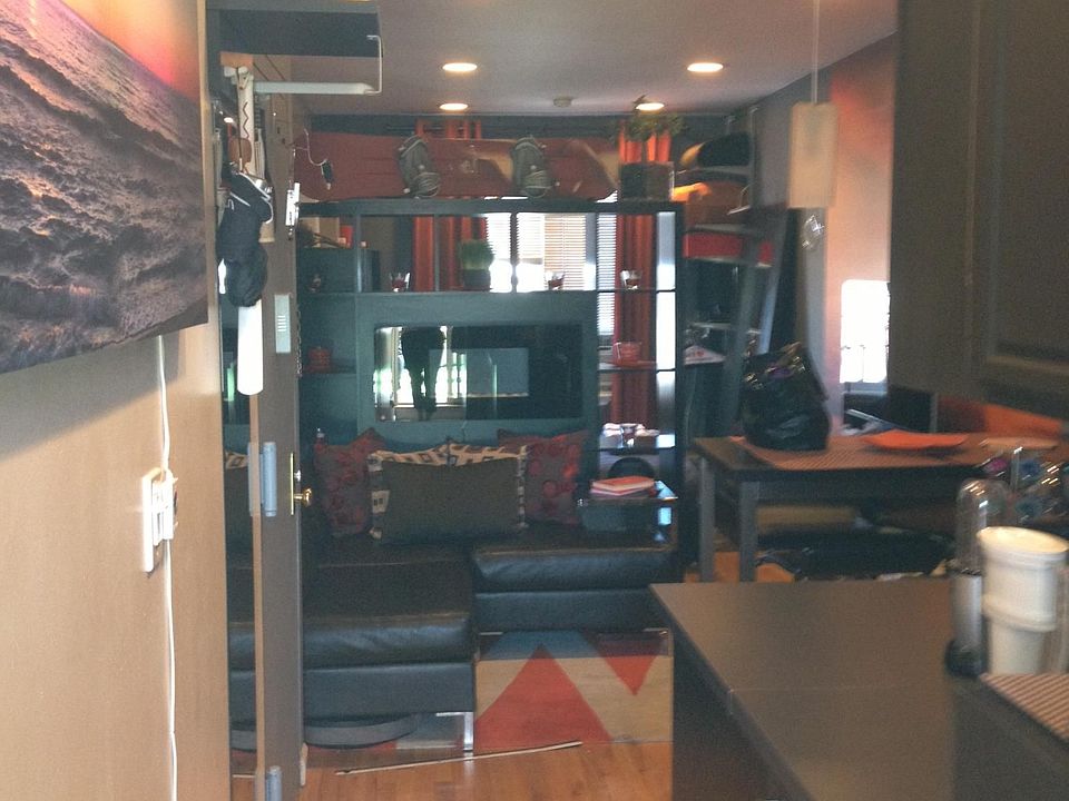 1st image of 154 Orchard St APT 18