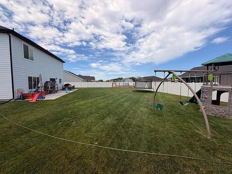1434 N 4100 W — Photo 30