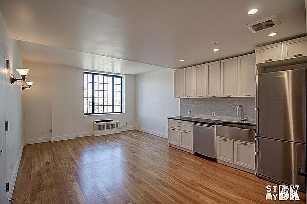 1st image of 1035 Fulton St #5D