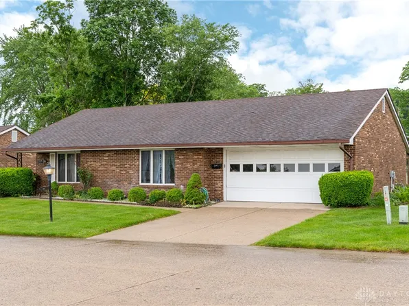 3079 Brixton Dr, Springfield, OH 45503