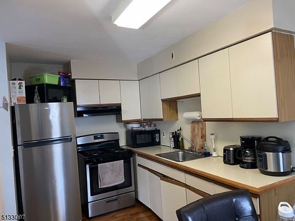 2nd image of 99 Exton Ave Floor 2