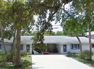 6534 Peacock Rd, Sarasota, FL 34242