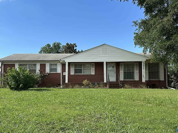 1204 8th St SW, Decatur, AL 35601