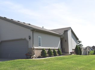 53570 Magnolia Dr, Chesterfield, MI