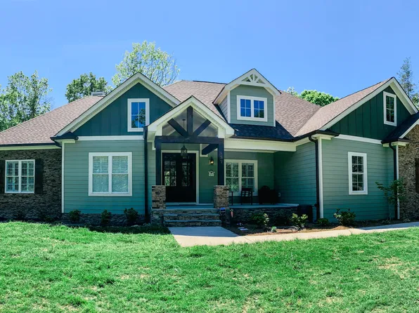 557 Knobb Hill Dr NW, Cleveland, TN 37312