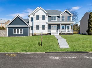 9 Modred Ct, Worcester, MA 01602