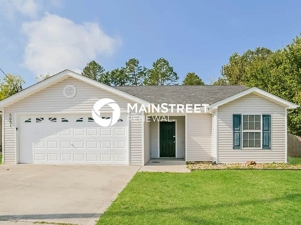 5051 Cattail Ln