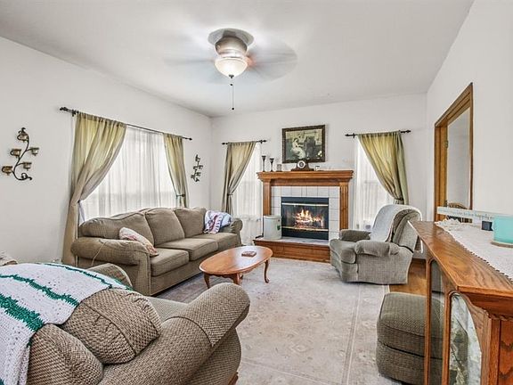 2nd image of 34010 E Pink Hill Rd