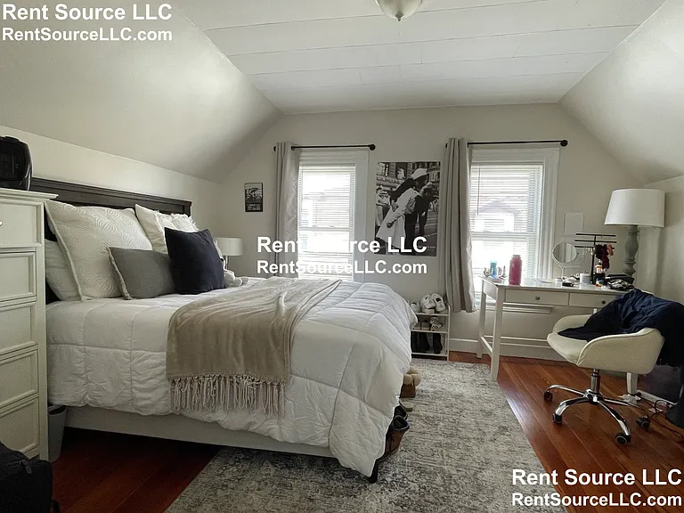 267-269 Highland Ave #3 — Photo 4