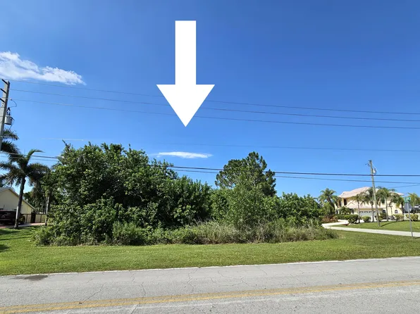 196 SW Paar Drive, Port St Lucie, FL 34953