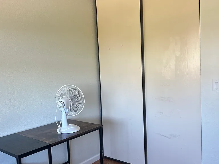 726 Newport Way — Photo 5