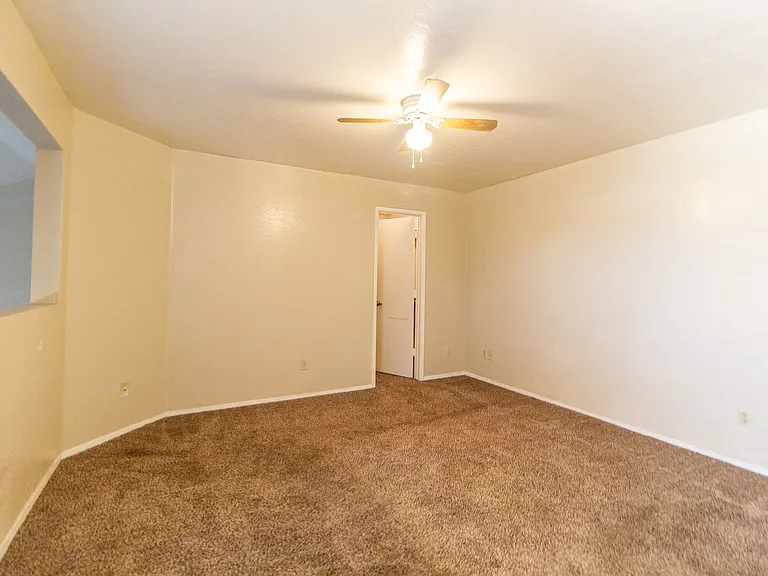 3845 E Greenway Rd #213 — Photo 8