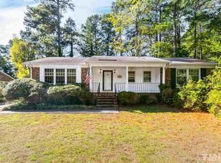 414 Landerwood Ln, Chapel Hill, NC 27517