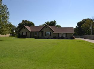 18 Floyd Rd, Medina, TN 38355