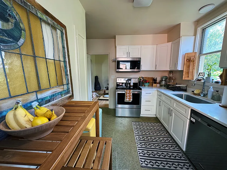 1014 E 2nd Ave — Photo 12