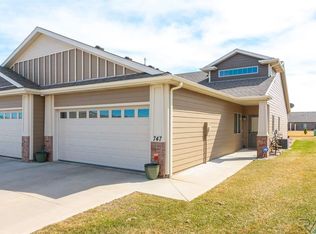 747 E El Dorado Dr, Sioux Falls, SD 57108