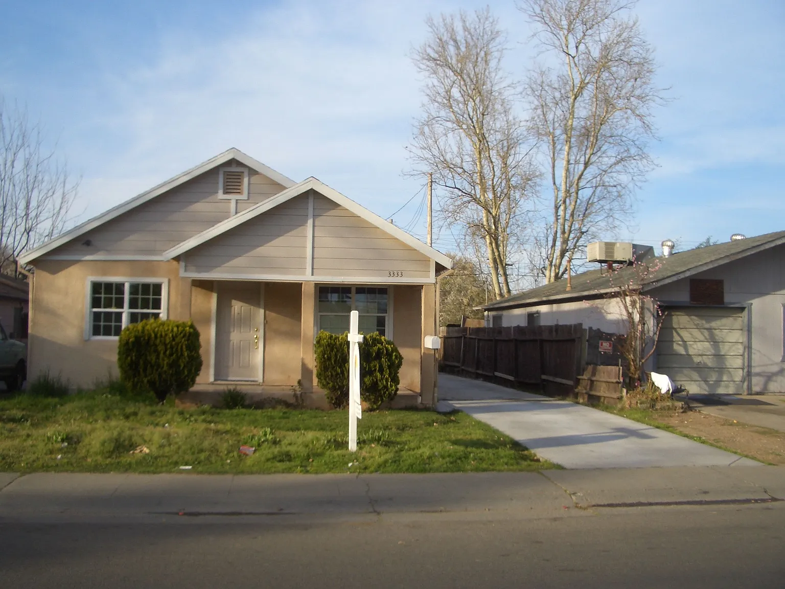 3333 21st Ave photo 1