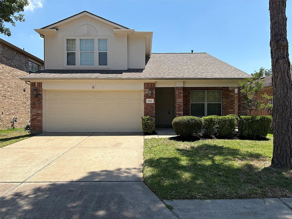 1st image of 17511 Hoover Gardens Dr