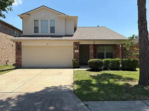 17511 Hoover Gardens Dr Photo 1