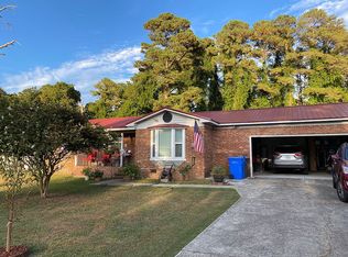 290 Channing Dr, Fayetteville, NC 28303