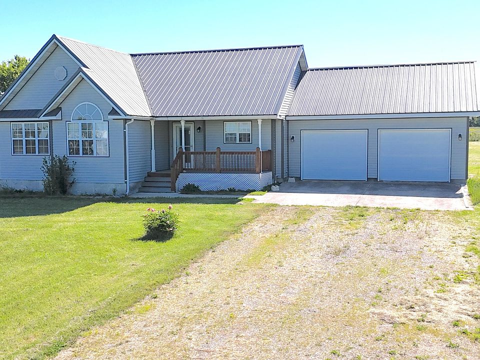 1st image of 124 Plainview Drive