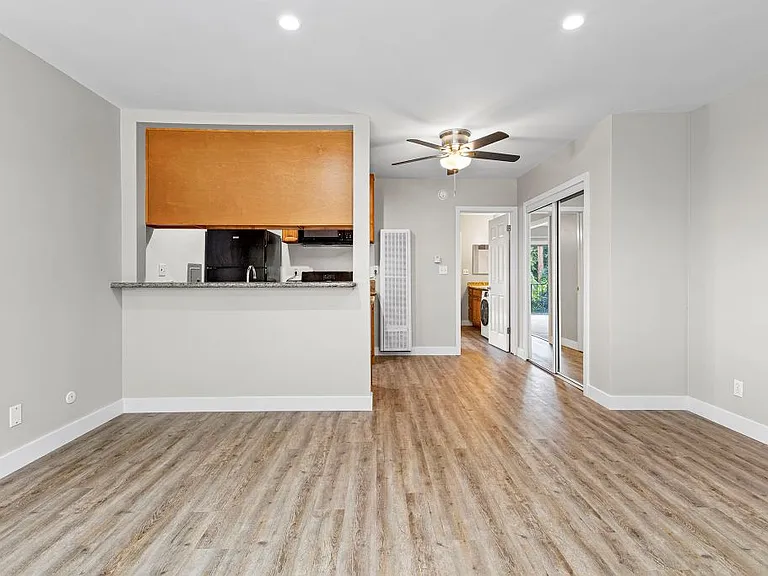 Parkview Terrace Apartments — Photo 51