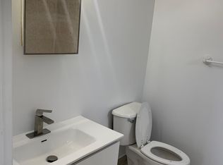 2440 NW 34th St #2, Miami, FL 33142