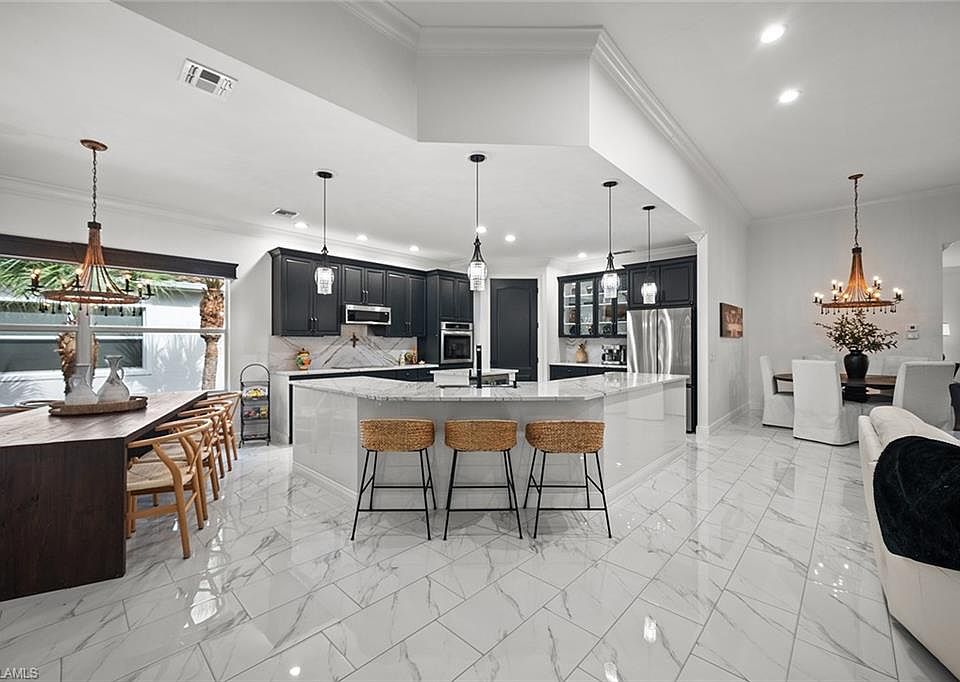 1st image of 28520 Altessa WAY #202