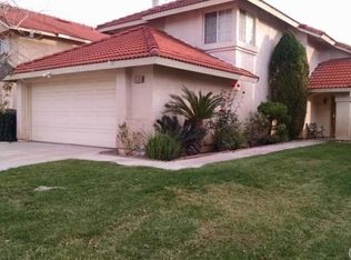 15355 Sandhurst St, Fontana, CA 92336