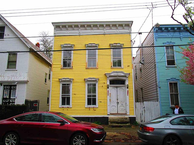 2nd image of 130 FRONT Street