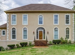 193 Woodlake Dr, Gallatin, TN 37066
