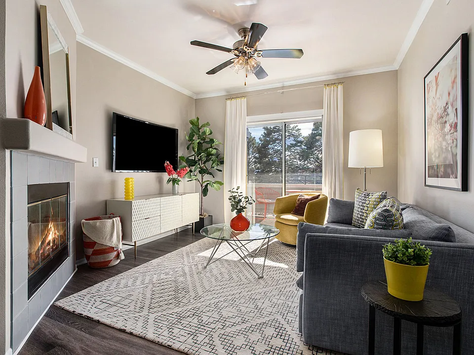 Monte Vista apartments community photo