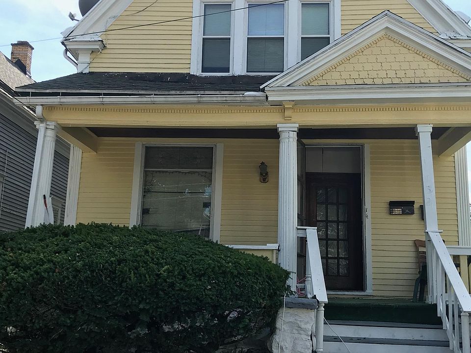 1st image of 132 Moselle St #2