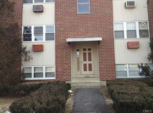 1 Belair Dr, New Milford, CT 06776