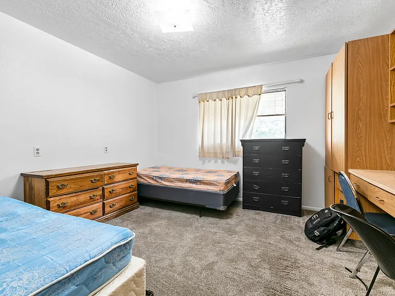442 N 500 E #11 — Photo 6