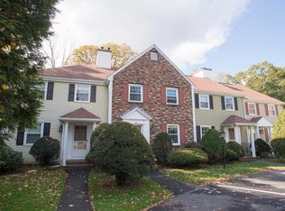 31 Hawthorne Vlg, Concord, MA 01742