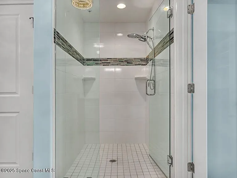 1435 S Harbor City Blvd #703 — Photo 34