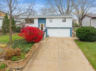 1704 S 4th Pl, Saint Charles, IL