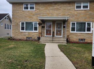 226 Locust St, Hammond, IN 46324