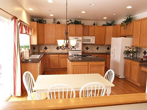 Gourmet Kitchen