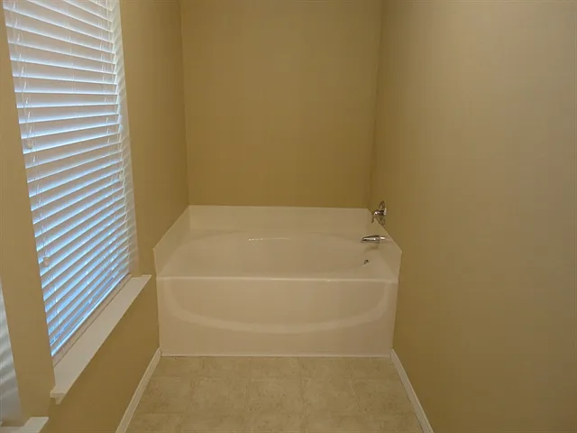 5512 Parkview Hills Ln — Photo 13
