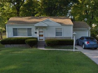 1445 Akron Dr, Saint Louis, MO 63137