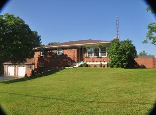 219 Green Acres Rd, Bowling Green, KY 42103