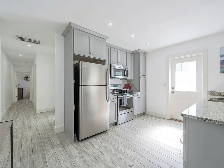 2915 Remington St #2915 — Photo 9