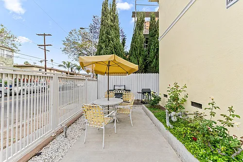 1620 N Normandie Ave #4 Photo 1