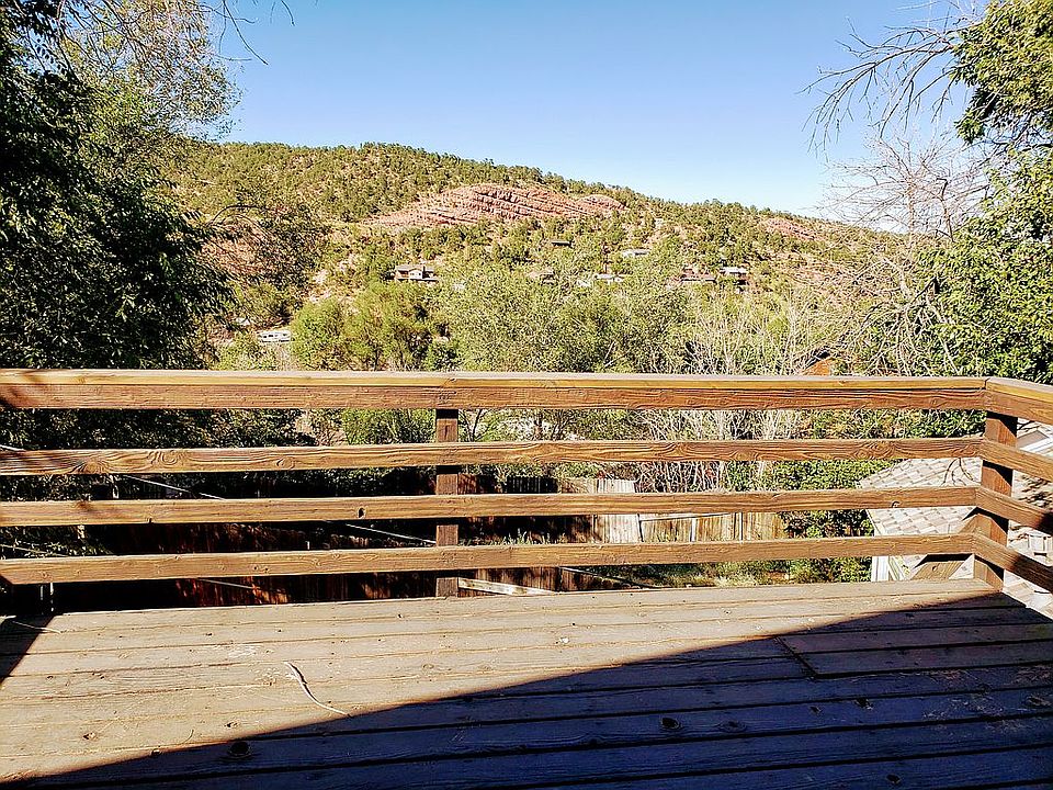 2nd image of 28 Fountain Pl