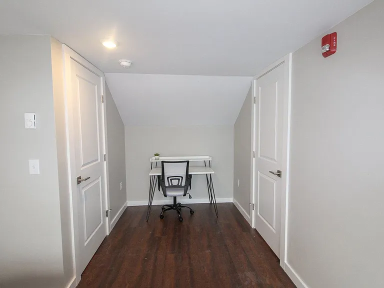 230 Bryant Ave — Photo 123