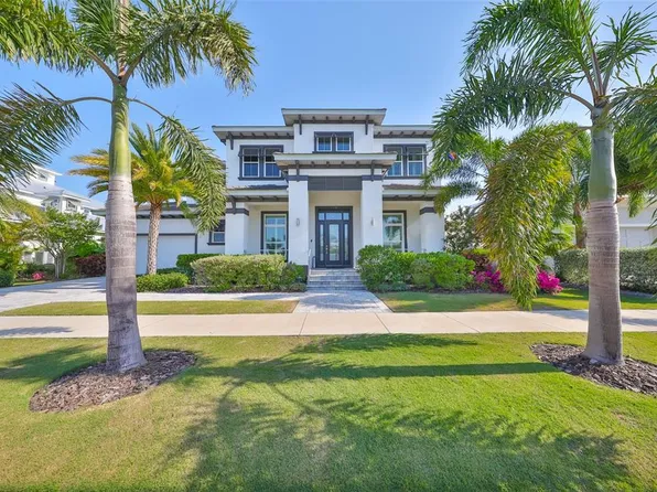 715 Pinckney Dr, Apollo Beach, FL 33572