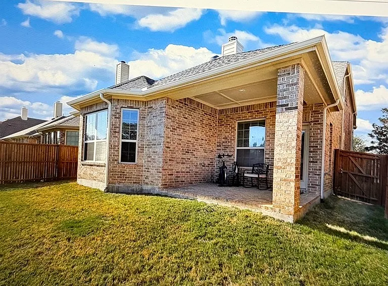 3108 Hereford Dr — Photo 20